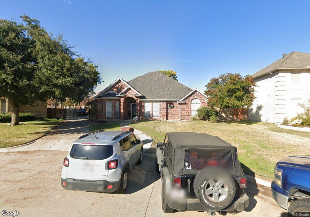 620 Natchez Ct, Hurst, TX 76054 - photo 1