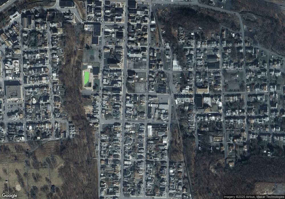 32 N Franklin St, Shamokin, PA 17872 - photo 1