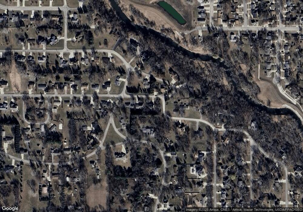 2205 10th Ave SW, Austin, MN 55912 - photo 1