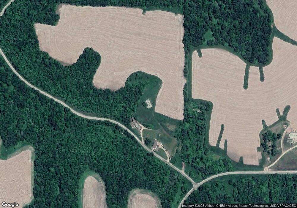 8059 Irish Hollow Rd, Lancaster, WI 53813 - photo 1