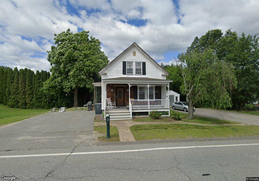 522 Hildreth St, Dracut, MA 01826 - photo 1