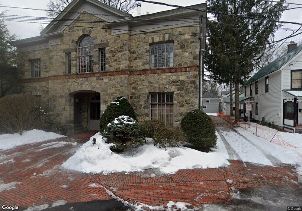 14 Talford Place unit 2, Saratoga Springs, NY 12866 - photo 1