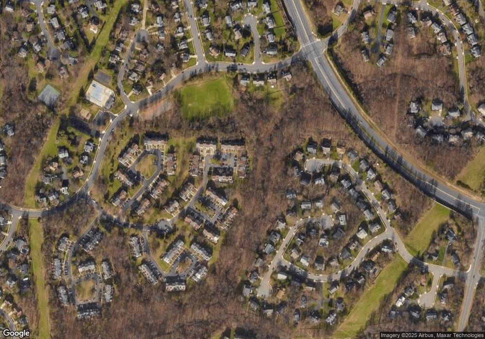 3307 Buckeye Ln, Fairfax, VA 22033 - photo 1