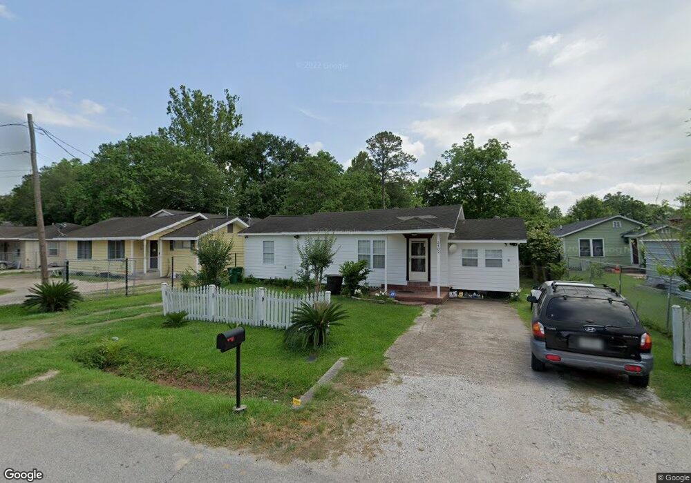 2402 Hollis St, Houston, TX 77093 - photo 1