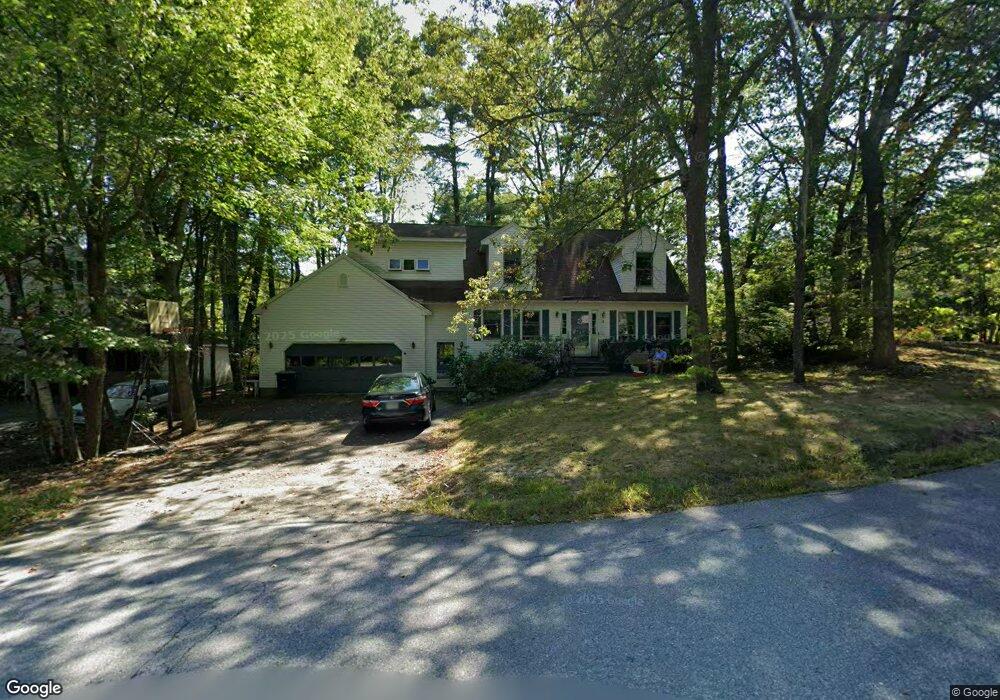 5 Moe St, Nashua, NH 03062 - photo 1