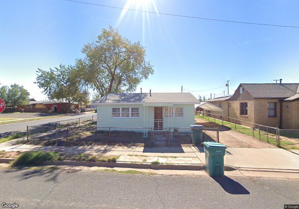 421 E Oak St, Winslow, AZ 86047 - photo 1
