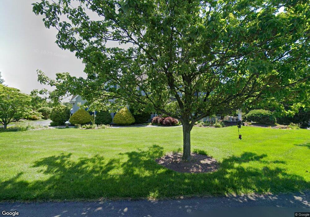 4716 York Dr, Orefield, PA 18069 - photo 1