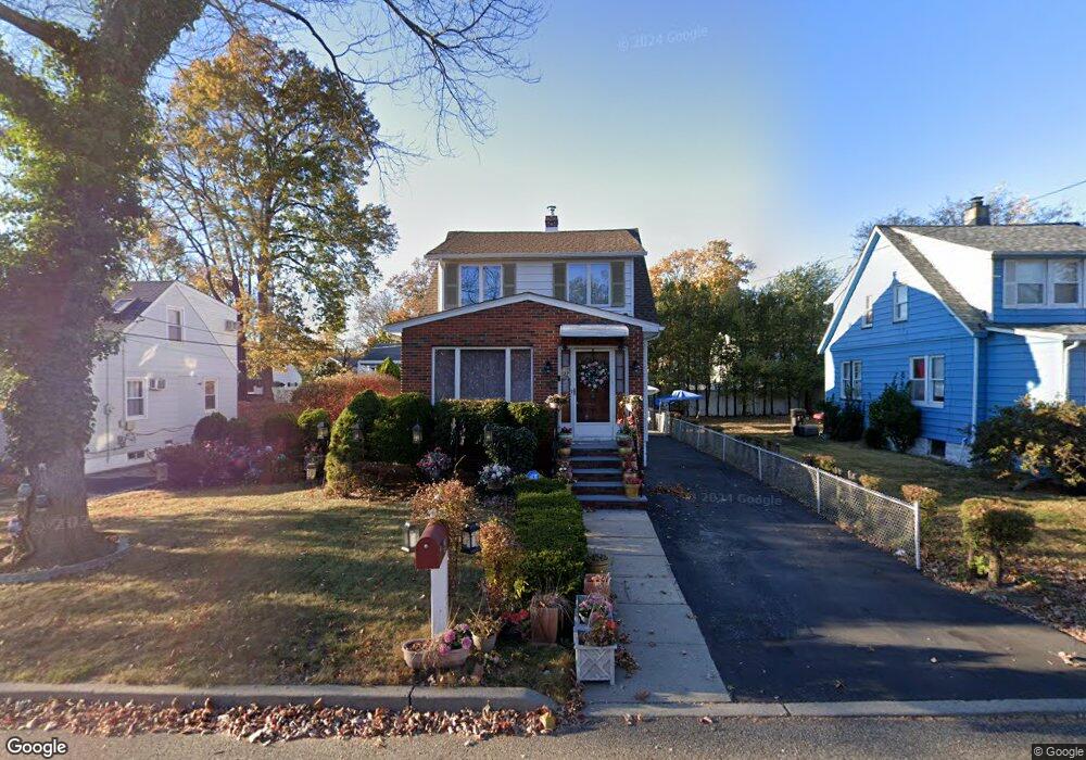 37 Mackay Ave, Paramus, NJ 07652 - photo 1