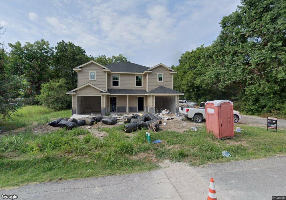 1005 S 6th St unit 2, Bonham, TX 75418 - photo 1