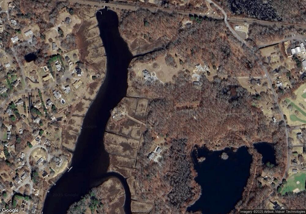 58-2 Buttonball Rd, Old Lyme, CT 06371 - photo 1