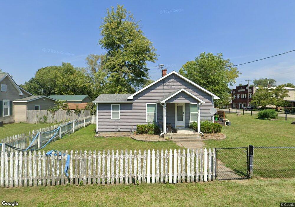 90 E Hill St, Fountaintown, IN 46130 - photo 1