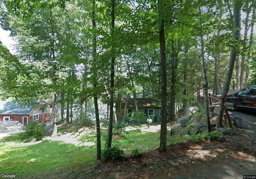 97 Lakeview Dr, Nottingham, NH 03290 - photo 1