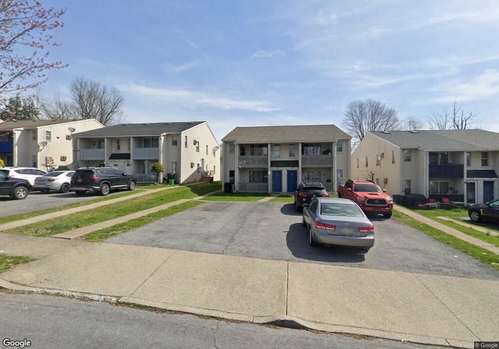 1327 S Fountain St unit 1, Allentown, PA 18103 - photo 1