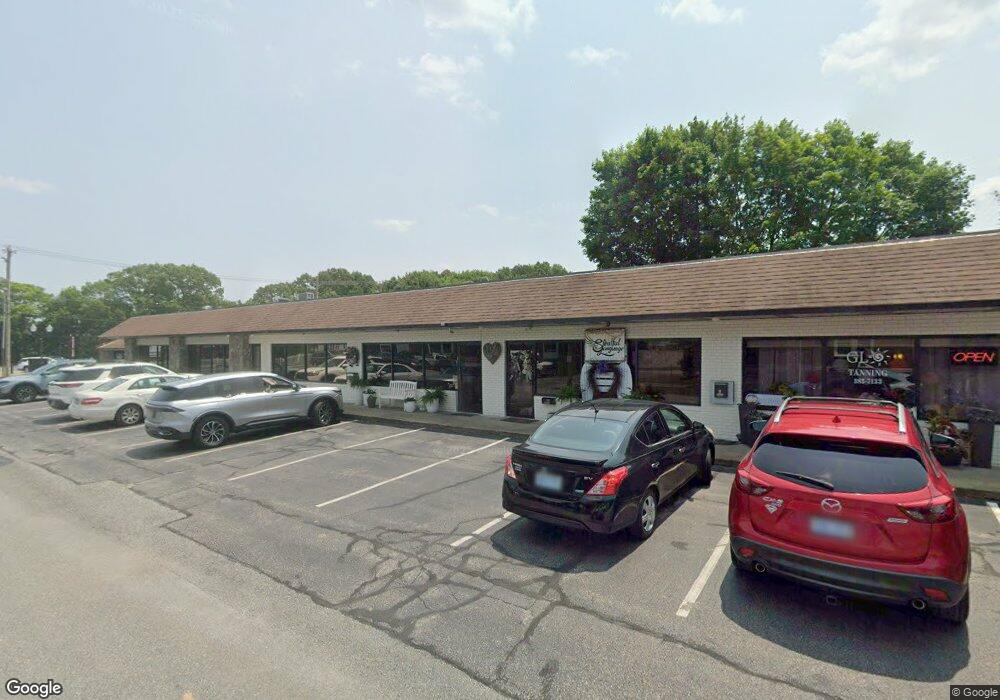 1785 Cranston St, Cranston, RI 02920 - photo 1