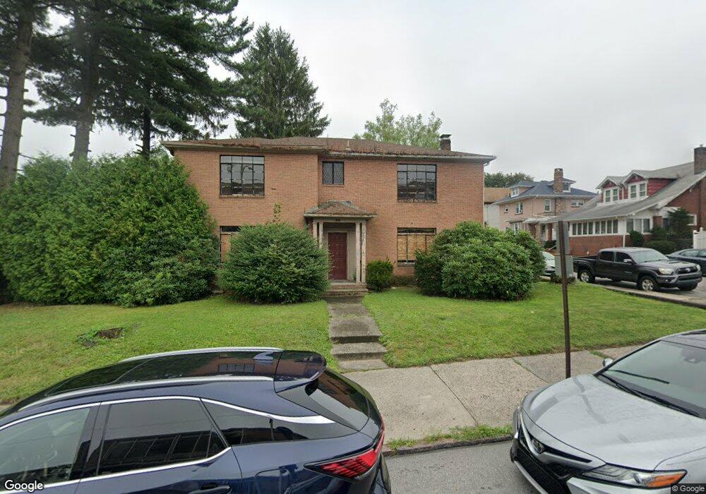 240 N Wyoming St, Hazleton, PA 18201 - photo 1