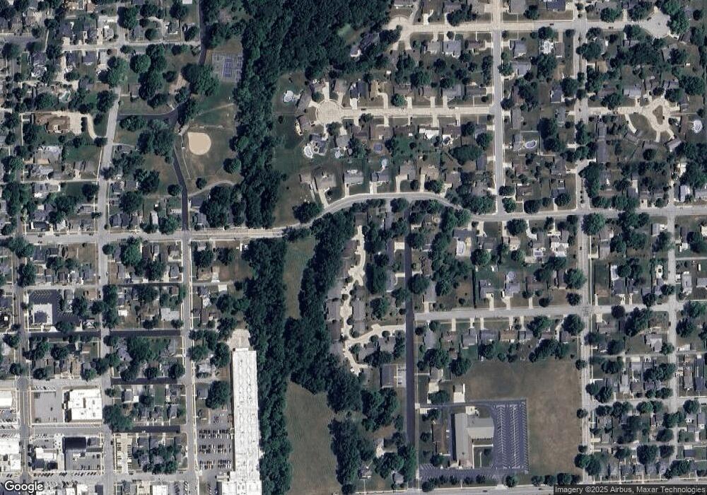 119 N Cedar St, Auburn, IN 46706 - photo 1