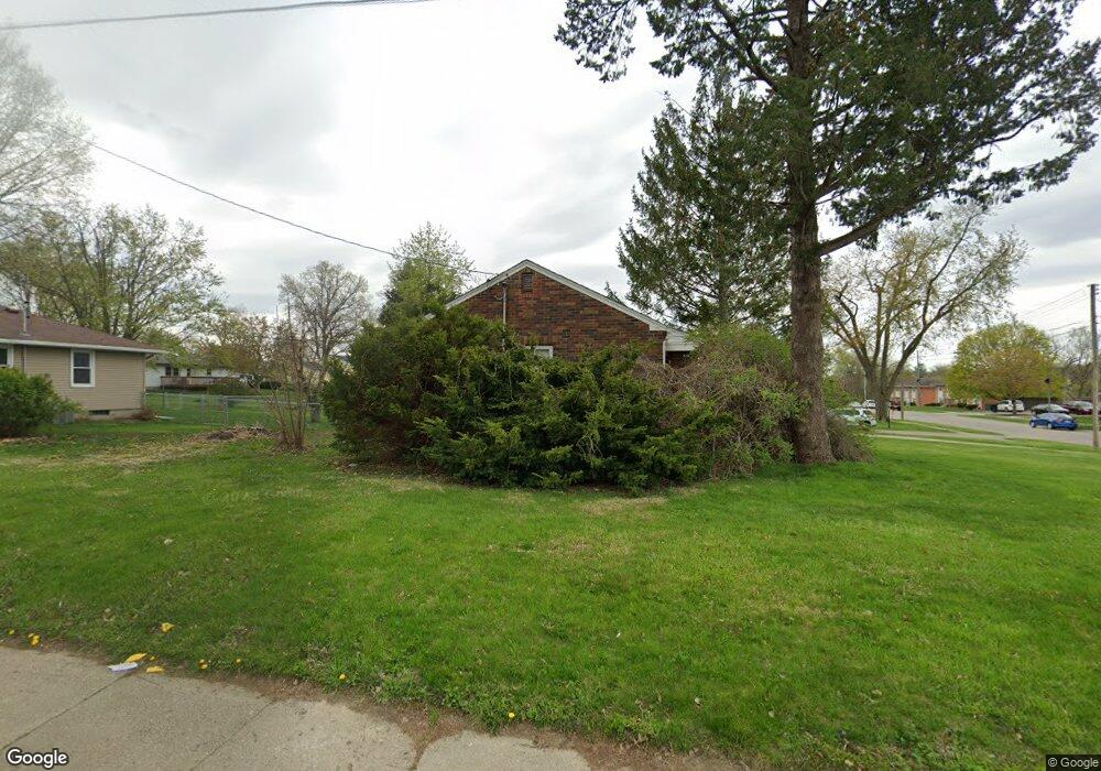502 E 3rd St S, Newton, IA 50208 - photo 1