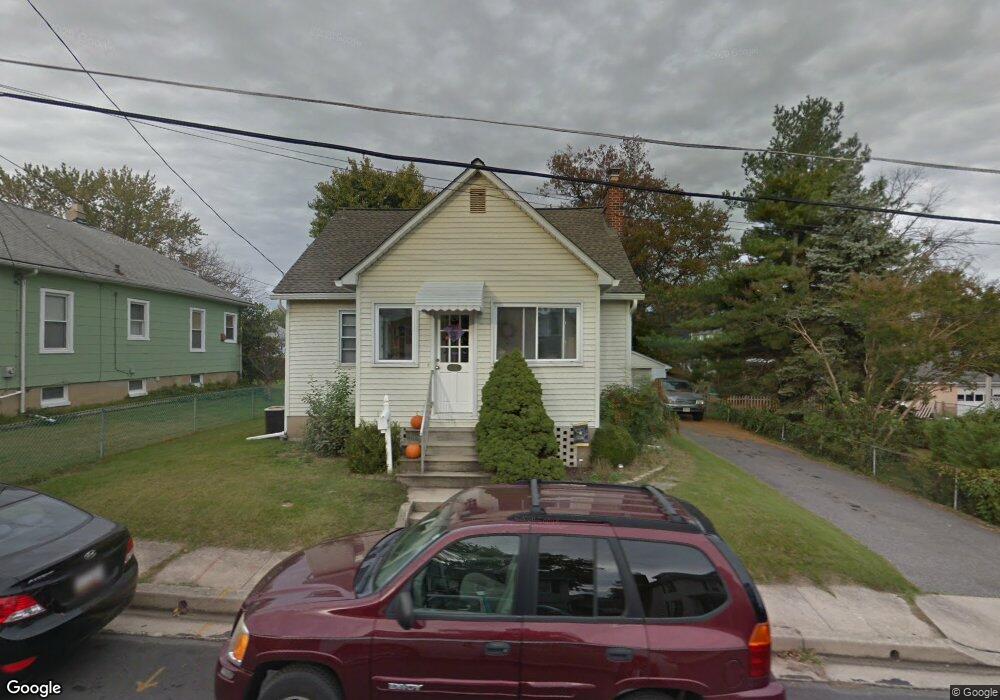 1252 Maple Ave, Halethorpe, MD 21227 - photo 1