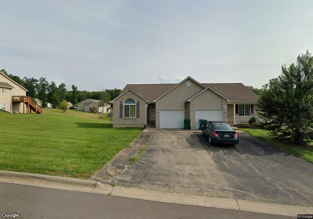 1827 Oak Knoll Dr, Farmington, MO 63640 - photo 1