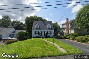 17 Wall Ave, Valhalla, NY 10595