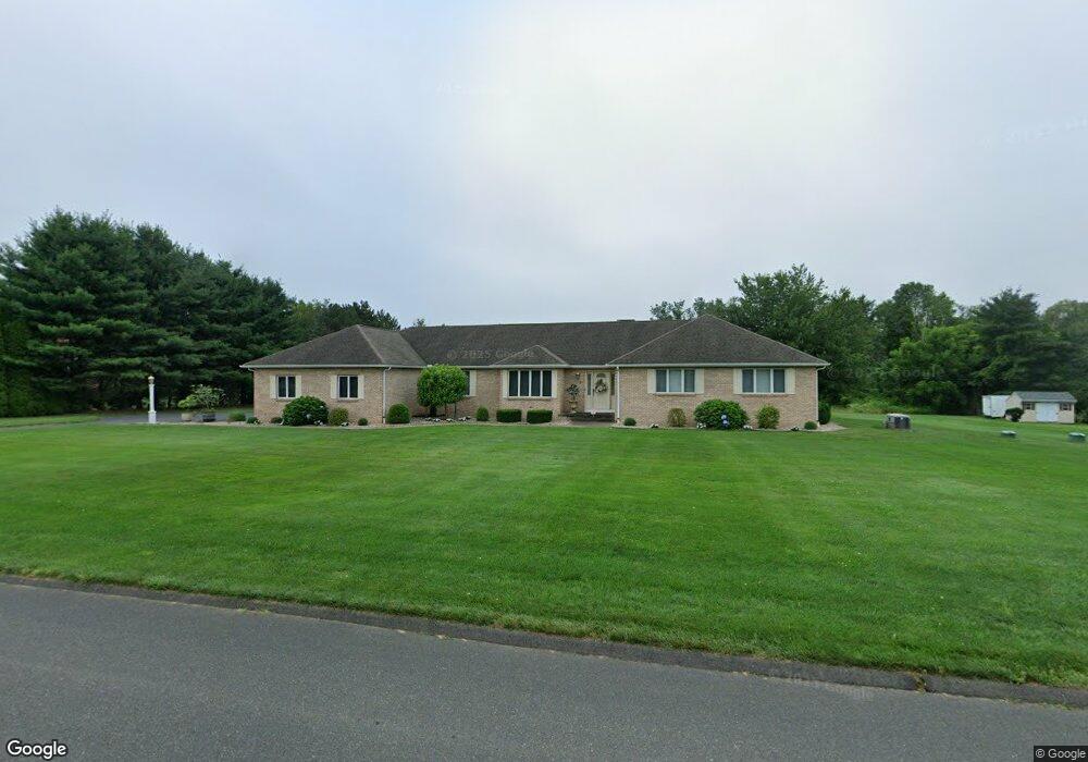 5 Meadow Wood Dr, Suffield, CT 06078 - photo 1