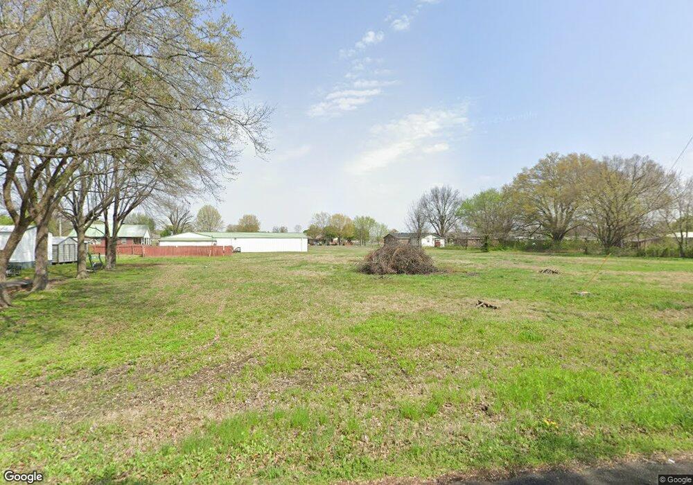 302 Sequoyah St, Vian, OK 74962 - photo 1