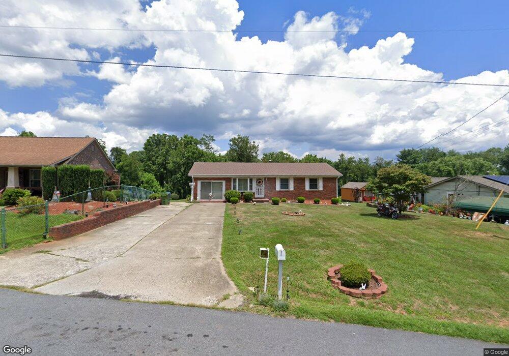 135 Wyatt St, Asheville, NC 28803 - photo 1