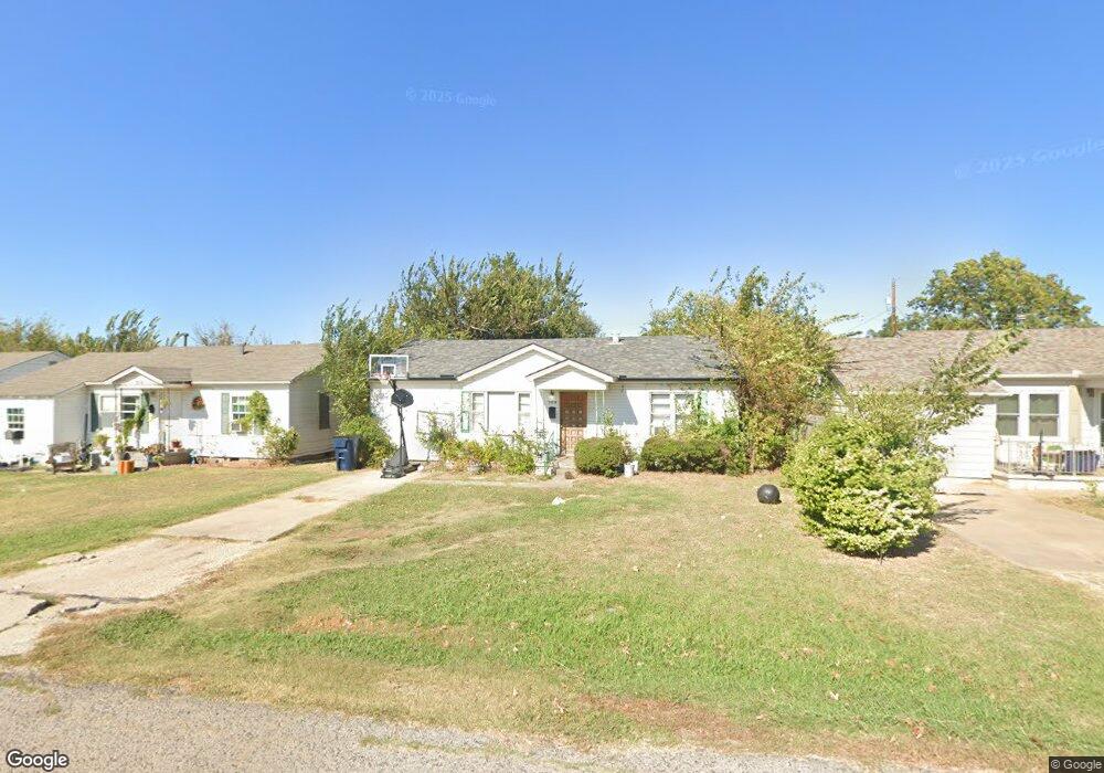 308 W 35th St, Shawnee, OK 74804 - photo 1