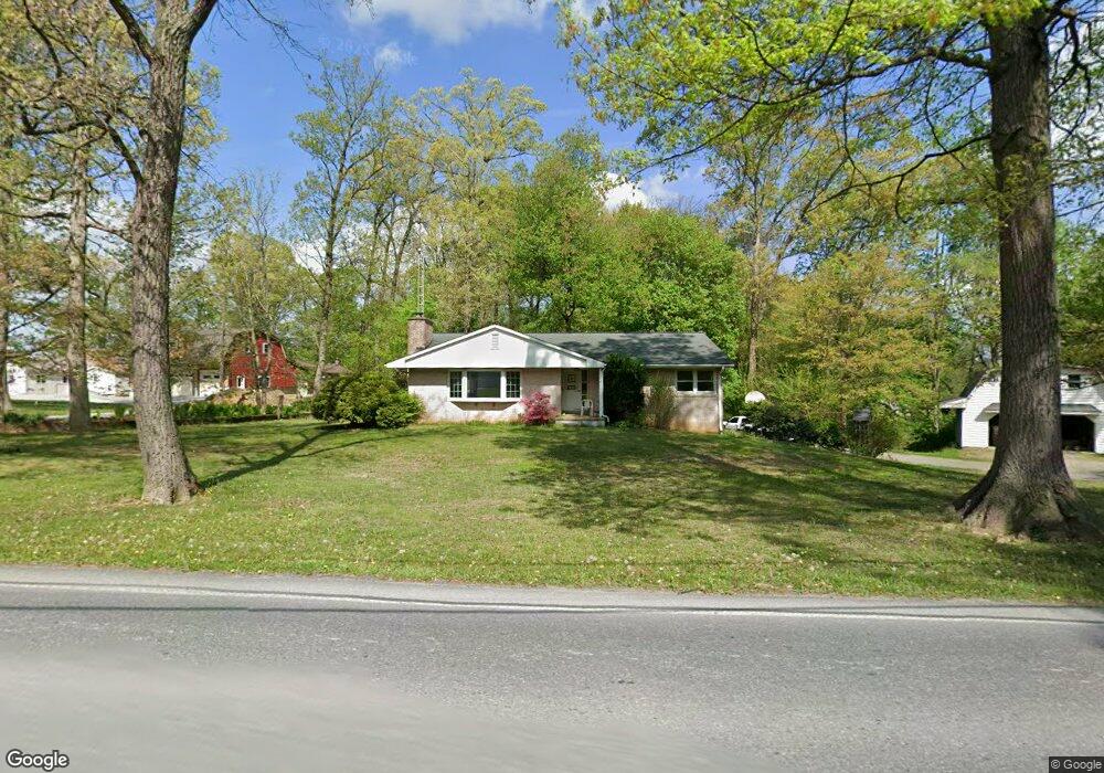 374 S Belmont Rd, Paradise, PA 17562 - photo 1