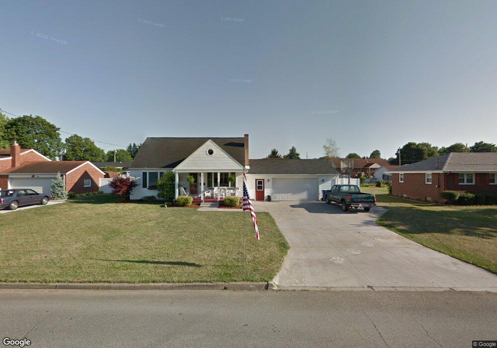 420 Como St, Struthers, OH 44471 - photo 1