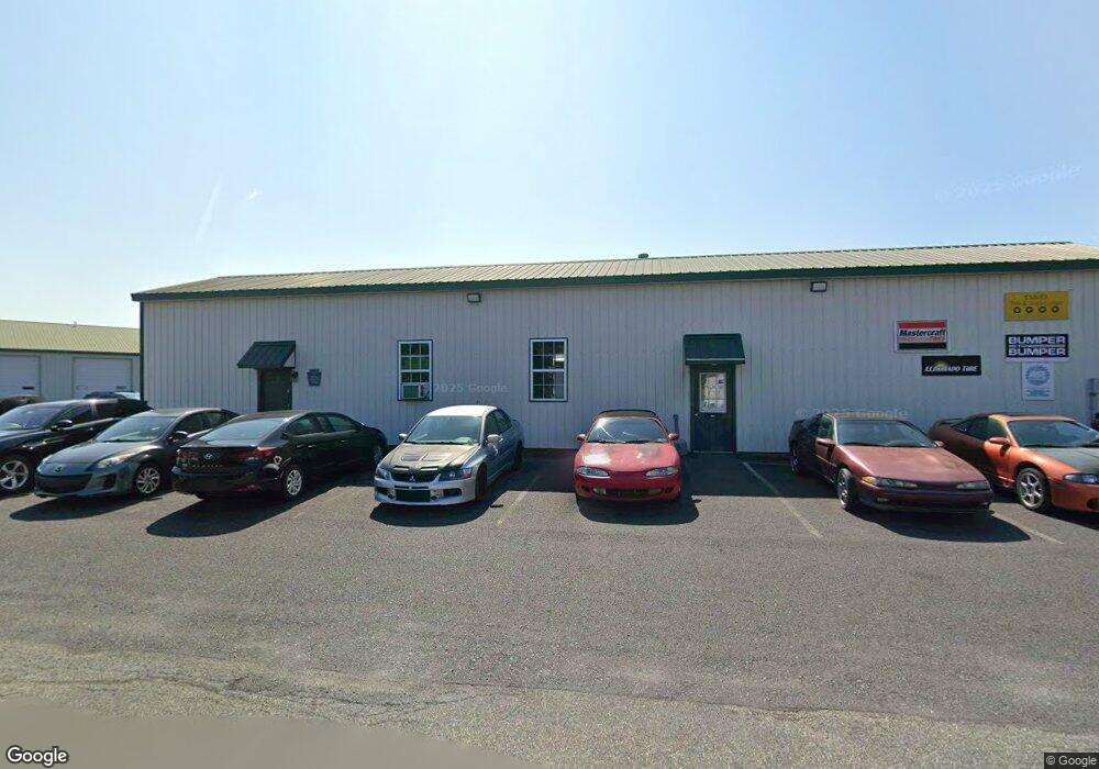 6341 Hoffman Ln, Coopersburg, PA 18036 - photo 1