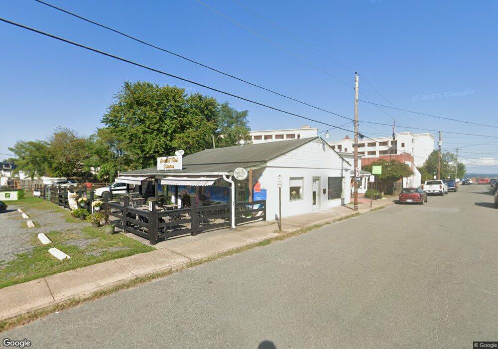 119 Hawthorn St, Colonial Beach, VA 22443 - photo 1