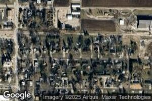 409 E Fifer St, Colfax, IL 61728