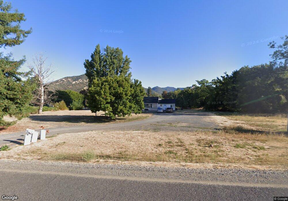 100 Lampman Rd, Central Point, OR 97502 - photo 1