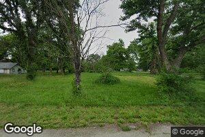 725 Elm St, Chetopa, KS 67336