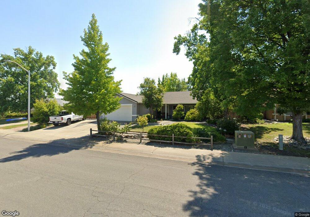 588 Julian St, Redding, CA 96003 - photo 1