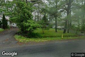 126 Fairview Ave, Mount Pocono, PA 18344