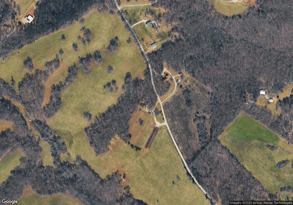 712 Pritchett Rd, Lula, GA 30554 - photo 1