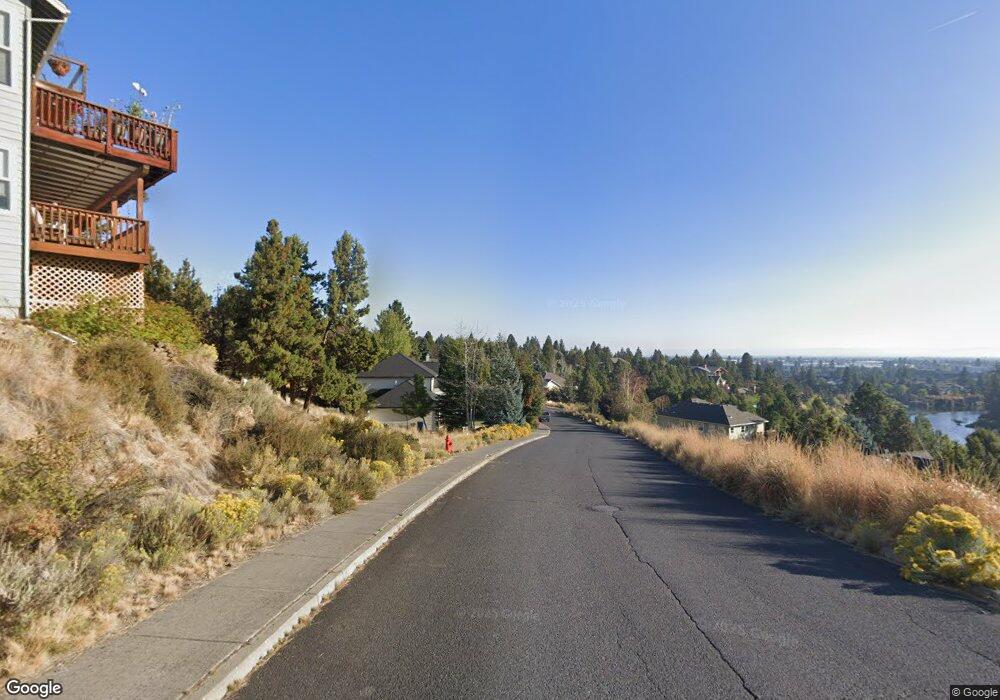 8 NW Todds Crest Dr, Bend, OR 97703 - photo 1