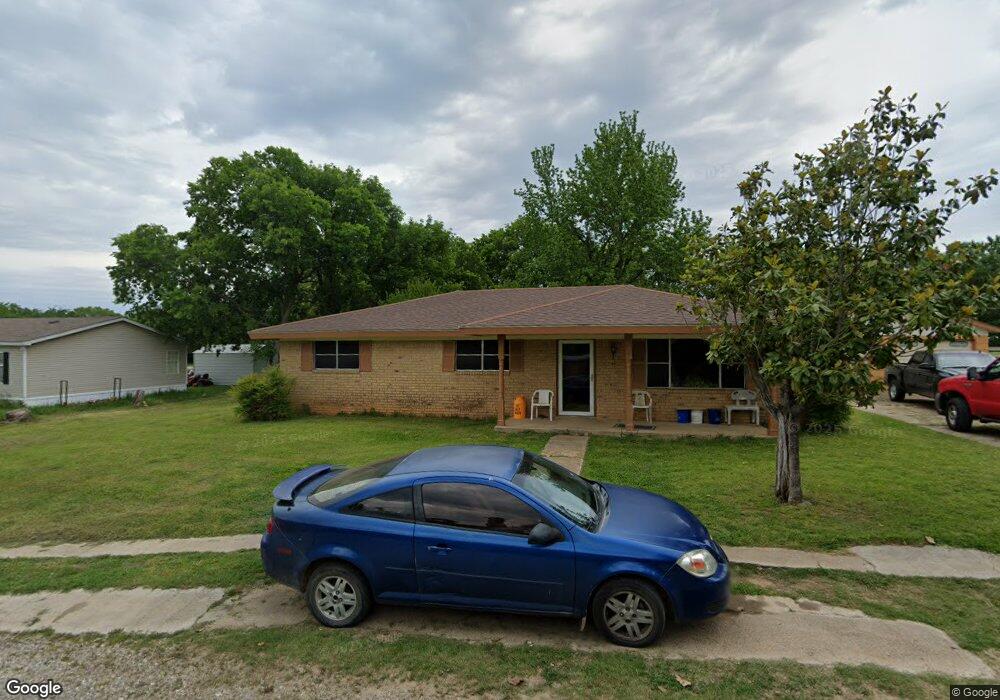 107 E Beech St, Colbert, OK 74733 - photo 1
