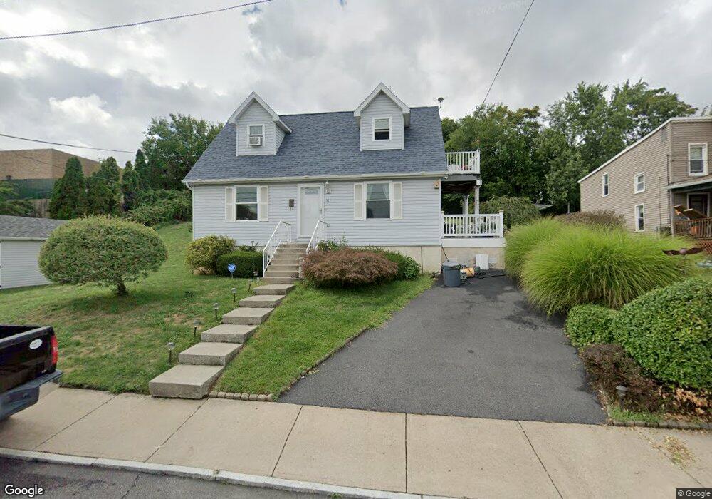 521 Pleasant Ave, Scranton, PA 18504 - photo 1