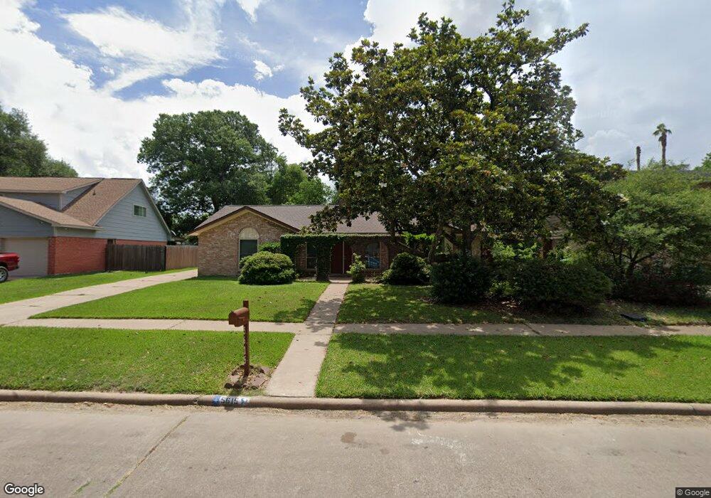 5615 Long Creek Ln, Houston, TX 77088 - photo 1