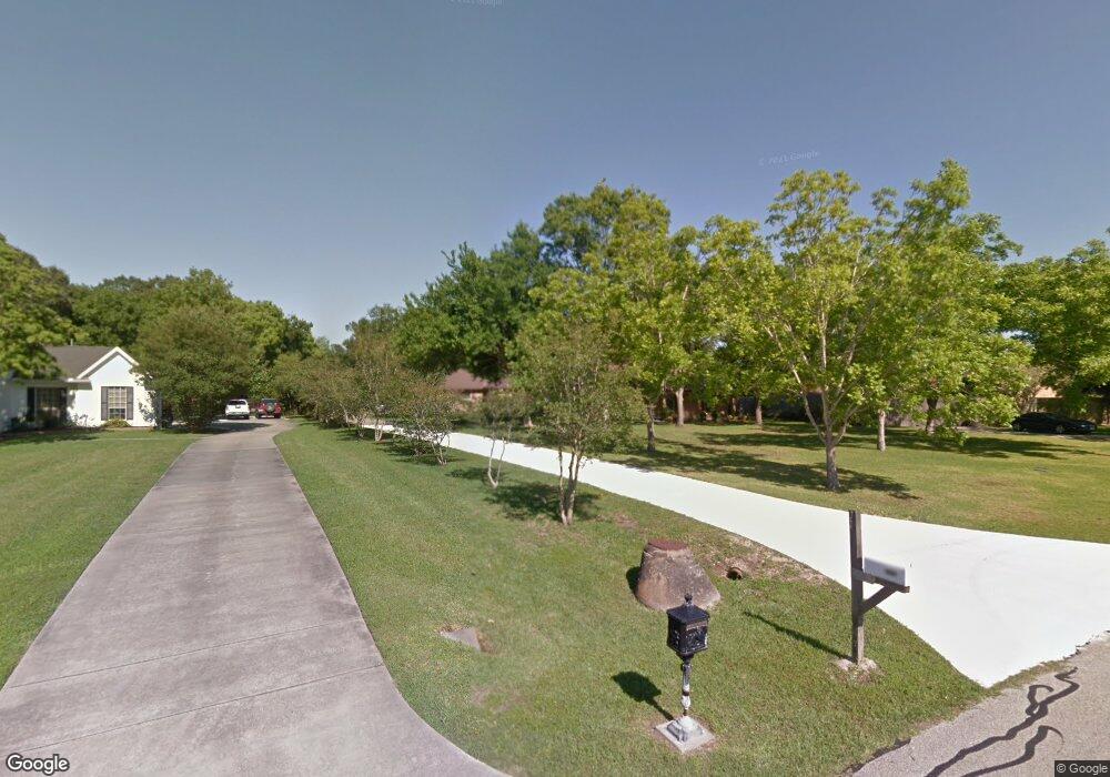 2113 Mckissick Dr, Friendswood, TX 77546 - photo 1