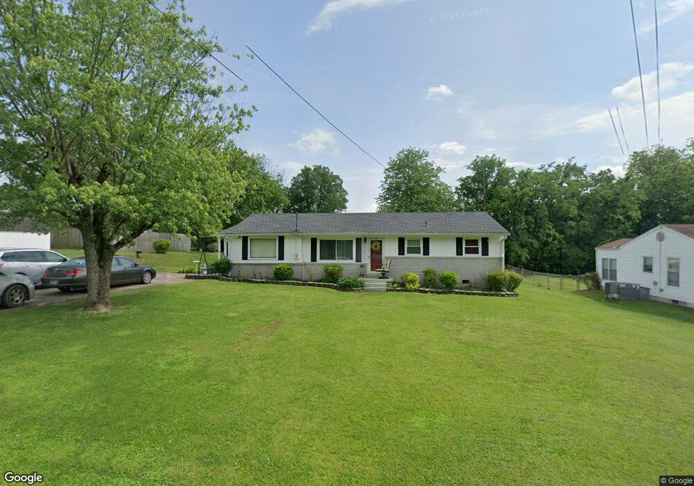 214 Meadow Dr, Shelbyville, TN 37160 - photo 1