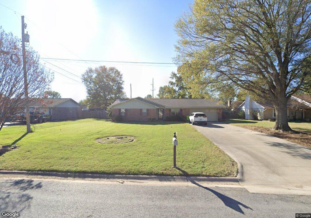 1204 E 20th St, Stuttgart, AR 72160 - photo 1