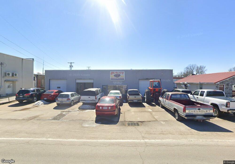 110 W Pennell St, Carl Junction, MO 64834 - photo 1