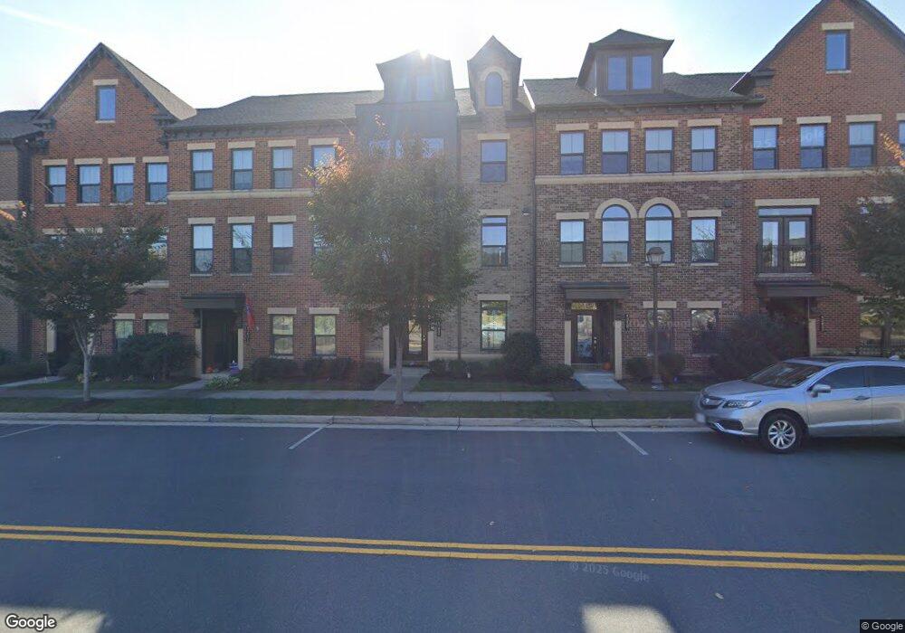 43429 Charitable St, Ashburn, VA 20148 - photo 1