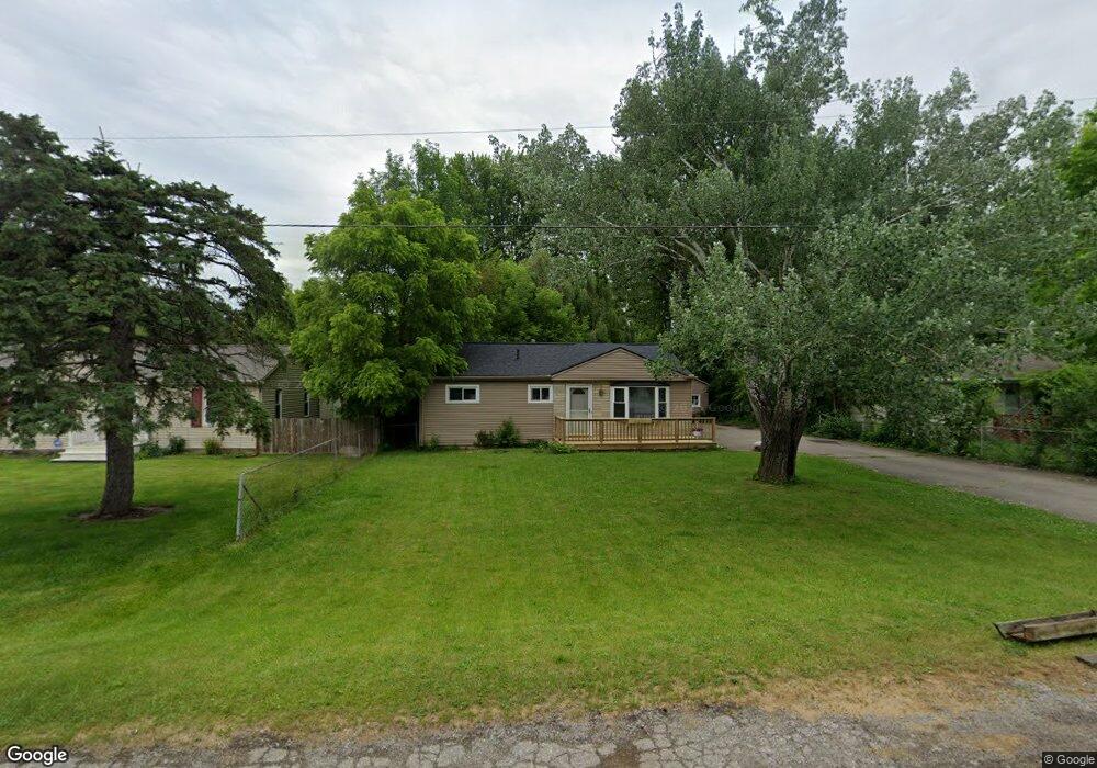 4077 Coral St, Burton, MI 48509 - photo 1