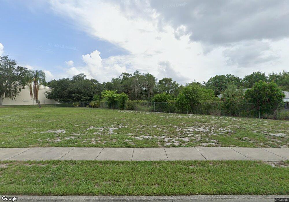 601 Lake Dora Dr, Tavares, FL 32778 - photo 1