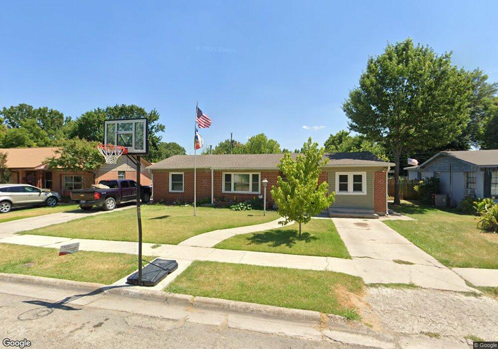 1710 Heather Rd, Gainesville, TX 76240 - photo 1